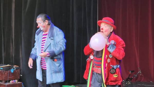 Se llena de alegría el teatro de la Casa de la Cultura de la UAS