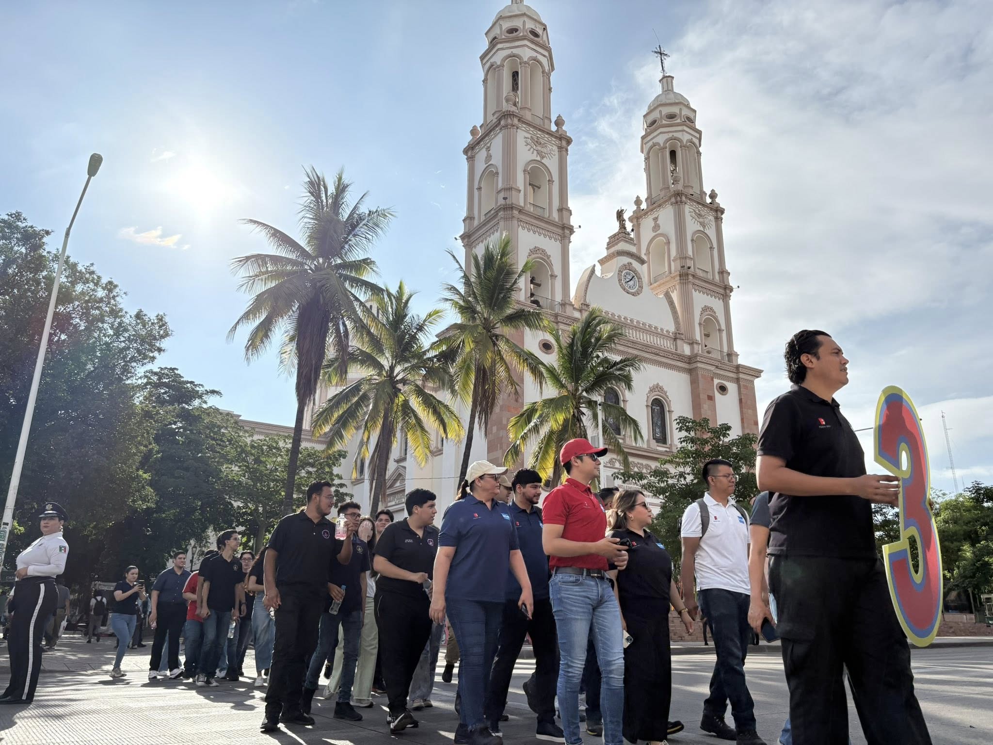 La Unidad de Bienestar Universitario de la UAS se suma a caminata por el Día Mundial del Peatón