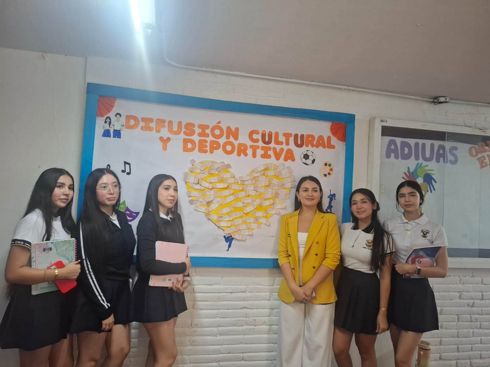 Promueve UBU espacios de escucha y acompañamiento con el taller “¿Y si hablamos?”
