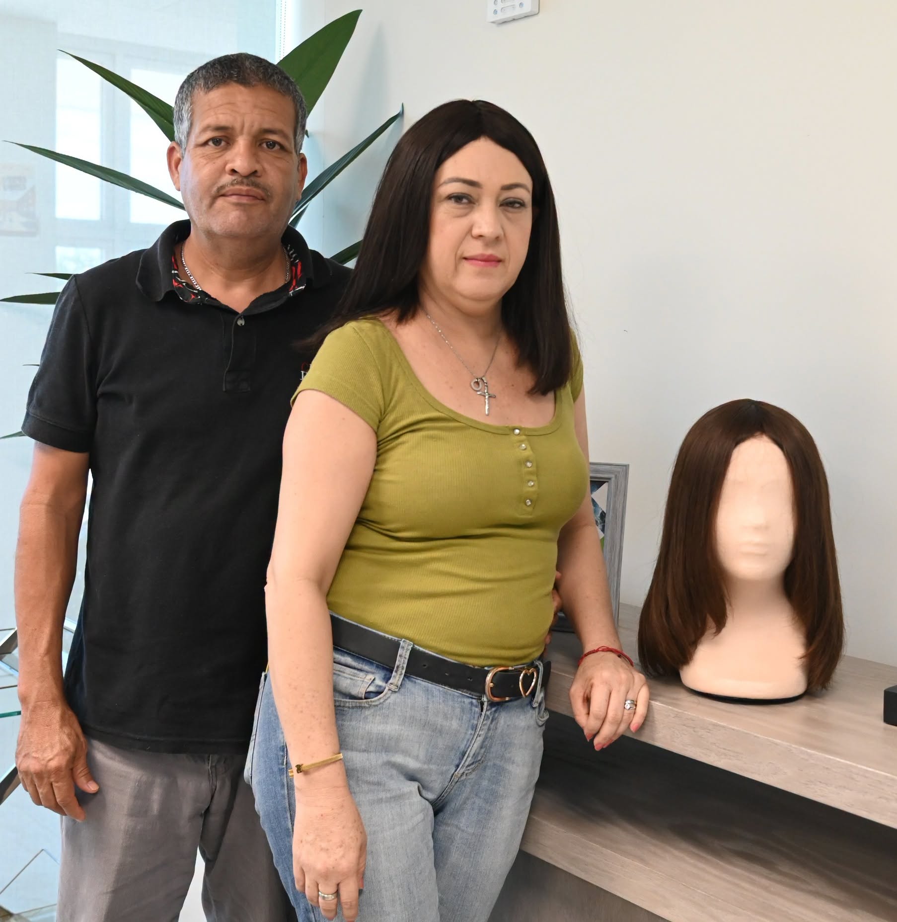 UBU entrega peluca oncológica a Cruz María Bátiz Valenzuela y fortalece su compromiso solidario