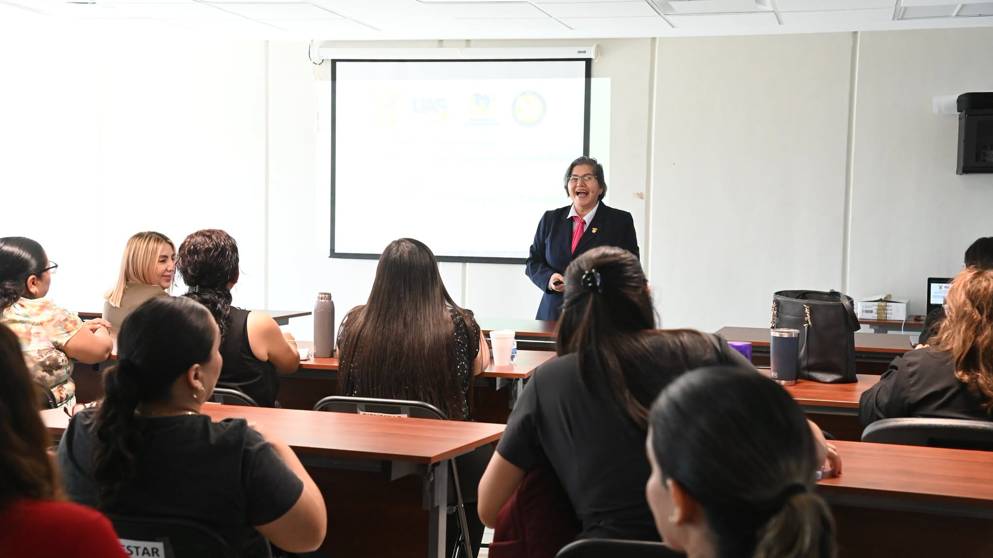 UAS fortalece la cultura de paz y los derechos humanos mediante taller dirigido a docentes